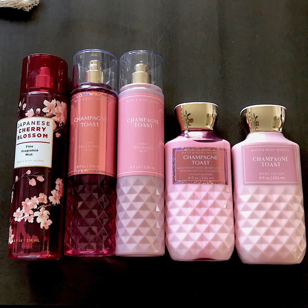 Bath and Body Work champagne toast bundle ( free cherry blossom spray)